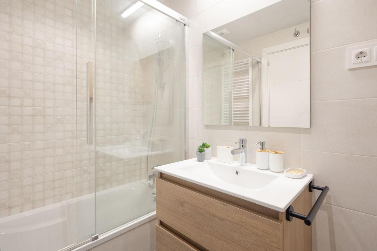 Apartament Santa Ana Junto A La Ria A Estrenar Garaje Y Wifi Incluidos Bilbao Zewnętrze zdjęcie